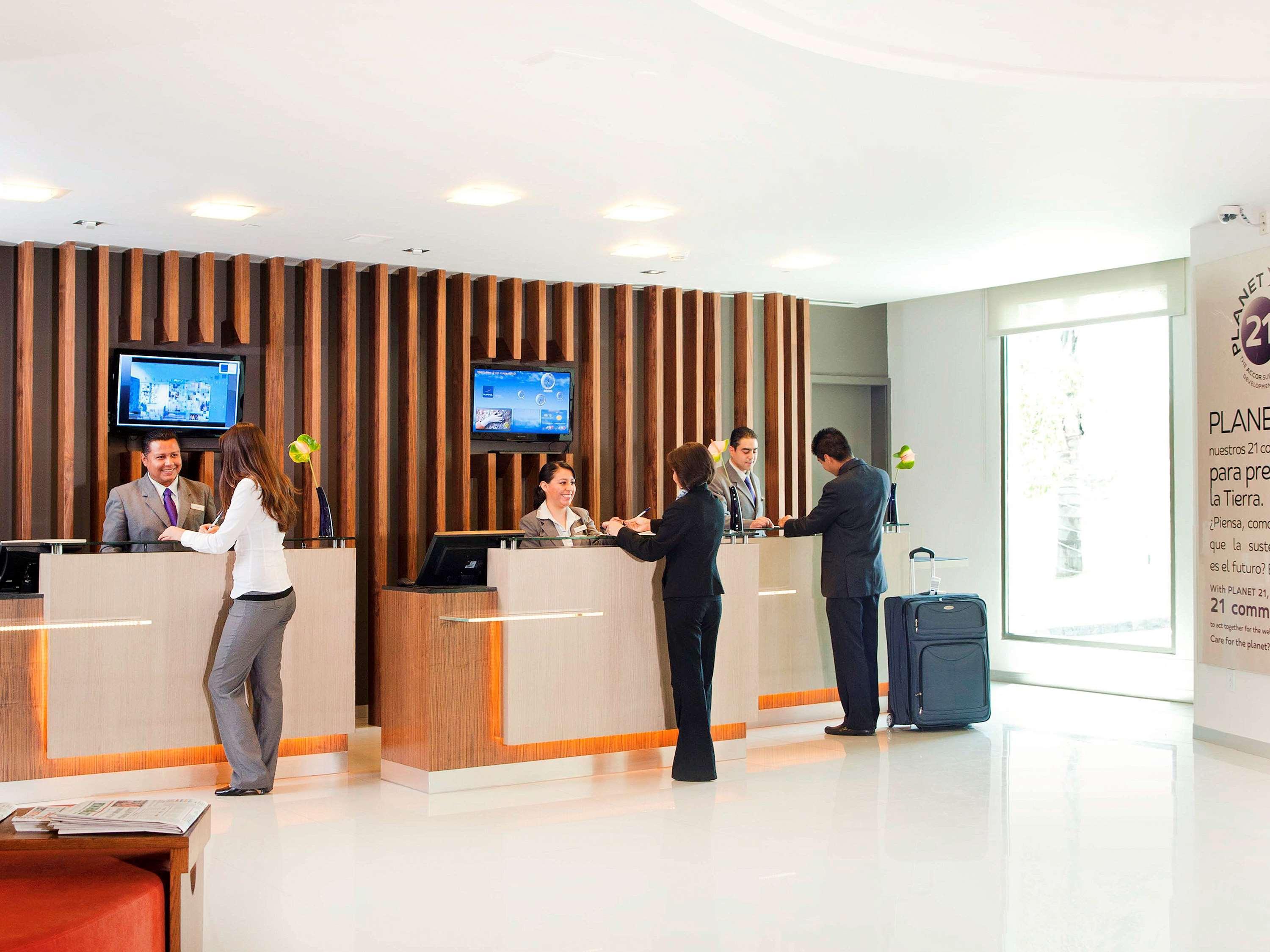 Novotel Mexico City Santa Fe Exterior foto